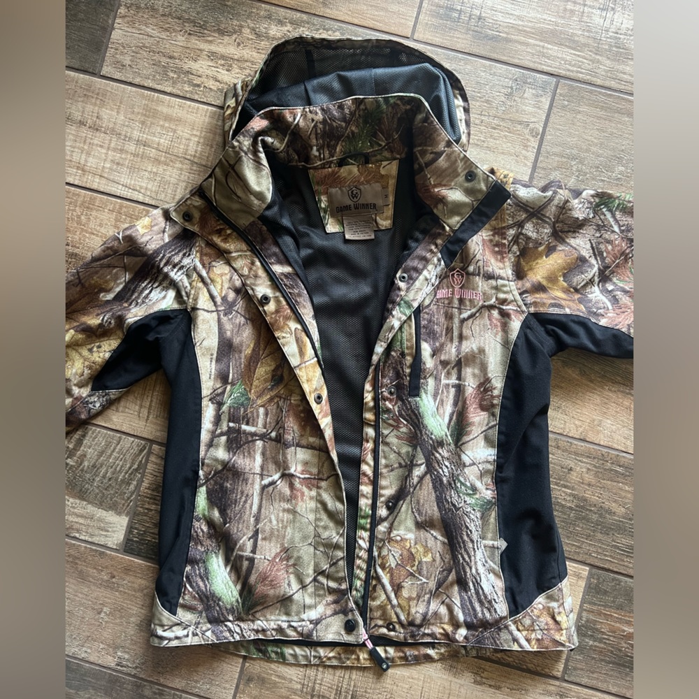 Game Winner camo coat